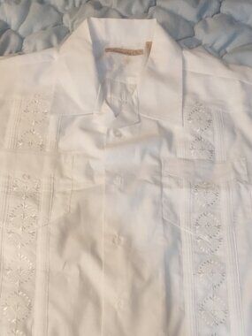 Men's White Cuban Shirt Size L